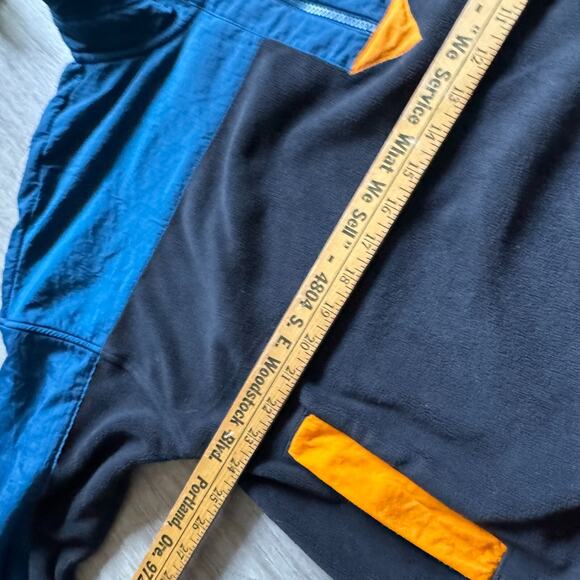 Nike Sportswear Fleece Sweatshirt Crop Womens XL Colorblock 1/4 Zip Pullover - Picture 6 of 8